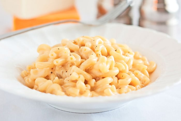 American-Style Macaroni and Cheese with Elbows